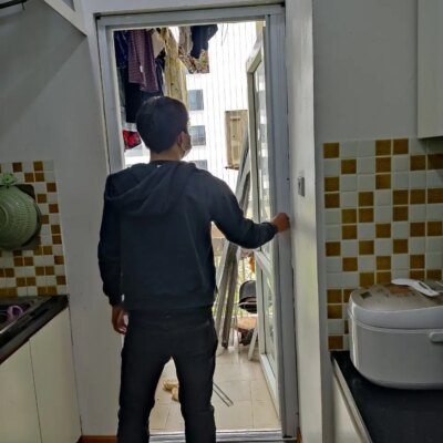 Cửa lưới chống côn trùng dạng xếp 1 cánh màu trắng DX 14 - ảnh công trình tại Hà Nội