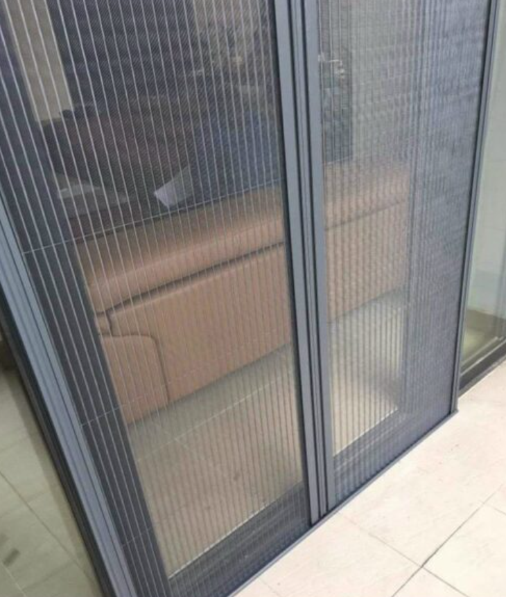 Cấu Tạo Cửa Lưới Chống Muỗi Dạng Lùa – Nền Tảng Cho Sự Bền Bỉ Vượt Trội Tại Hà Nội