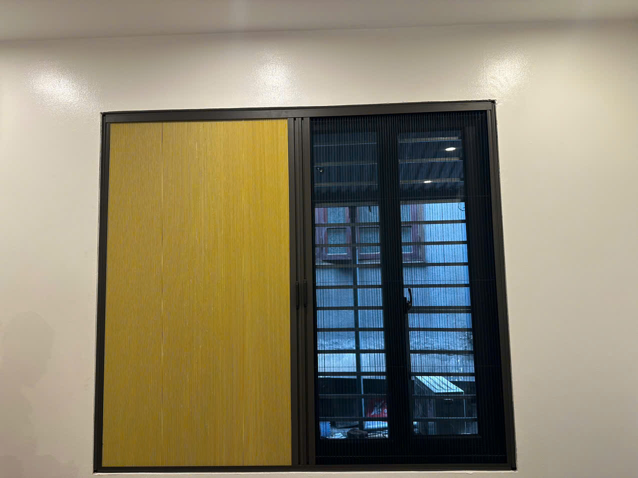 Rèm Tổ Ong – Bí Mật Tạo Nên Không Gian Sống Riêng Tư, Đẳng Cấp Tại Hà Nội